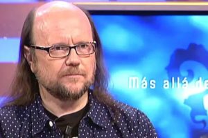 Cuando Telecinco quiso hacer un reality sobre una médium contactando con el Más Allá y, oh sorpresa, lo acusaron de ser una estafa