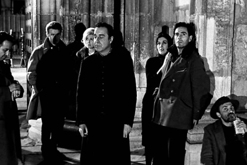 Mariano Ozores era mucho más que destape y comedias. Su mejor película es un drama apocalíptico nuclear que muy pocos conocen