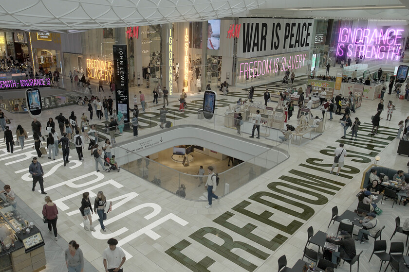 Raoul Peck nos recuerda la obra de George Orwell en su nueva película, y avisa que estamos a punto de vivir en '1984'