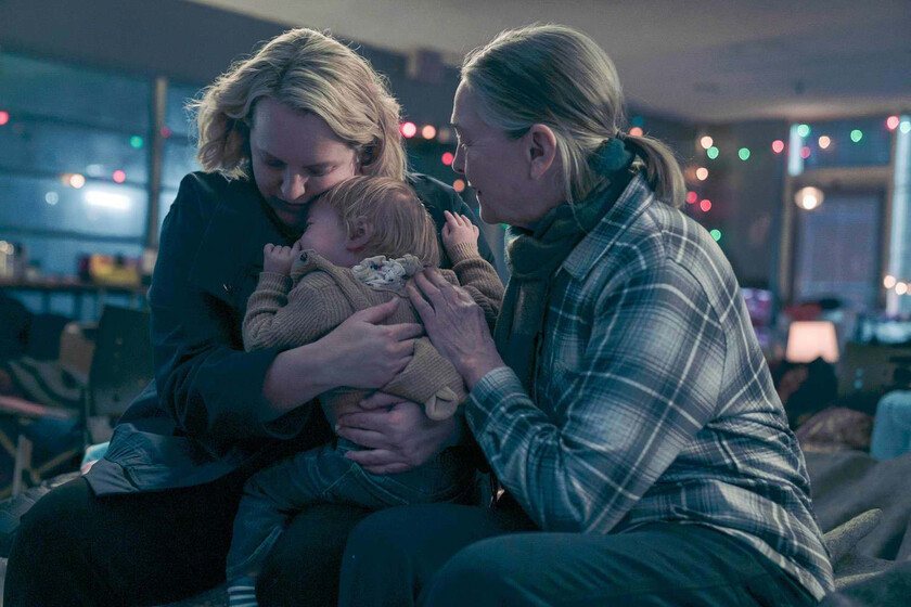 'El cuento de la criada' podía haber terminado de mil maneras. Han elegido la más ñoña