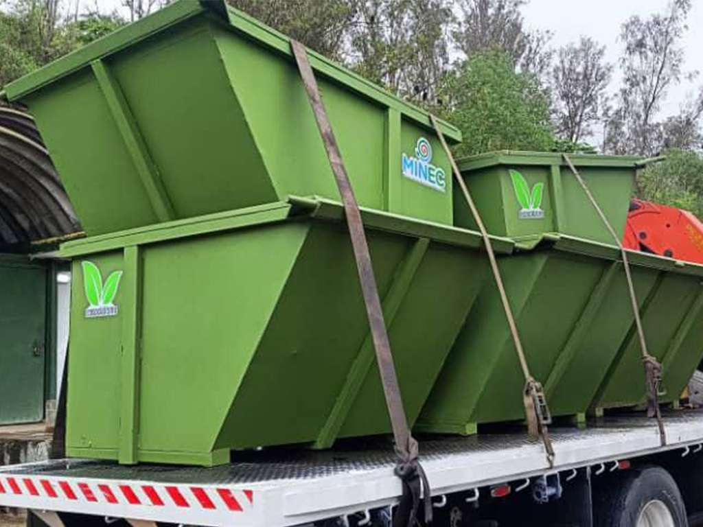 Entregan en Cumaná contenedores de desechos sólidos Cumaná