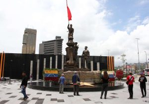 Caraqueños contentos con la nueva plaza de la Victoria (+Fotos)