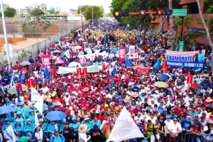 Clase obrera en las regiones se moviliza por el Día del Trabajador