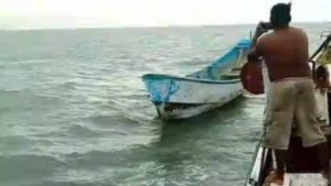 Hallaron 14 cadáveres descompuestos en una lancha