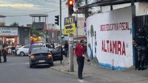 Venezolana fue acribillada a tiros frente a un colegio mientras esperaba a un alumno