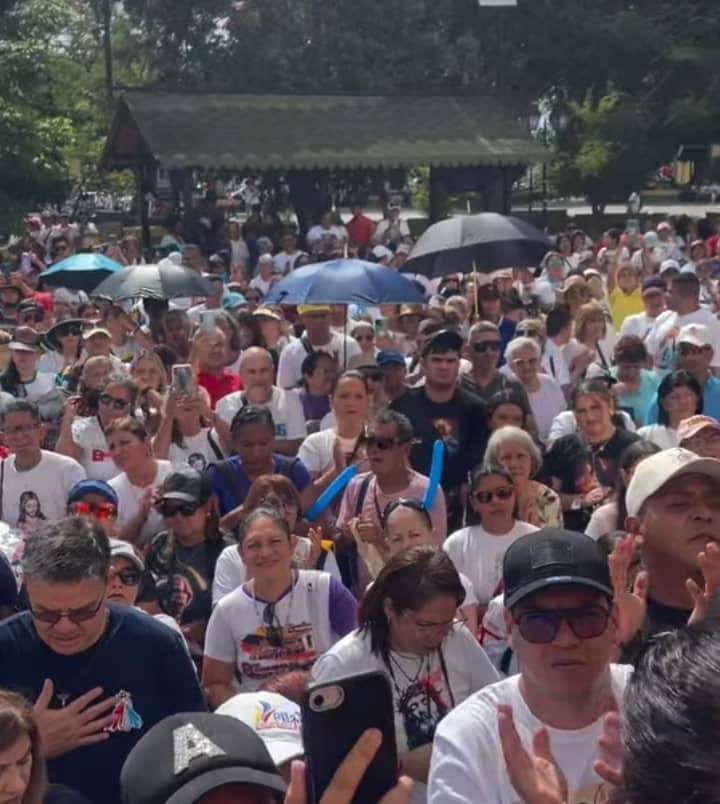 En Aragua celebraron la 5ta Caminata Diocesana de la Divina Misericordia