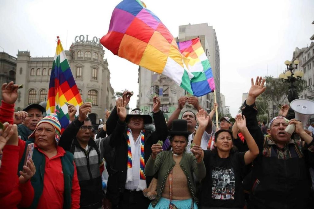 Familiares de víctimas en protestas contra Dina Boluarte piden ayuda al Papa