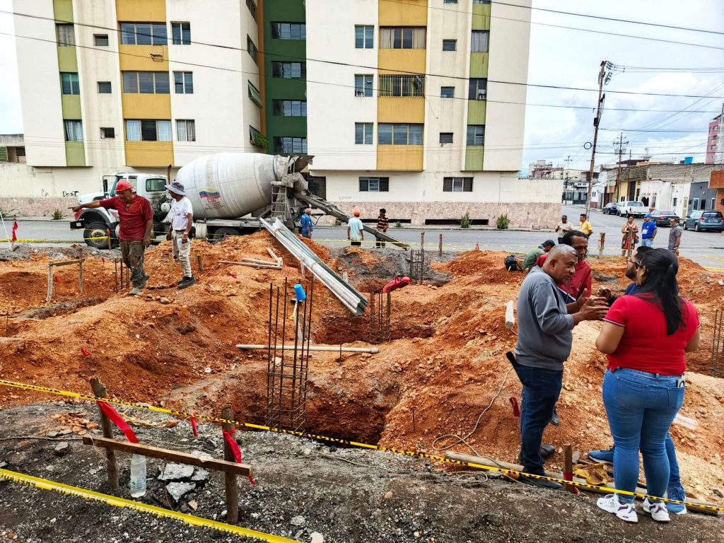 Financian obras y proyectos sociales de las comunas en Lara