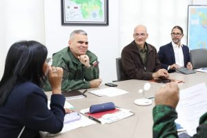 Ejecutivo extiende por dos semanas reducción de jornada laboral en entes públicos por ahorro energético