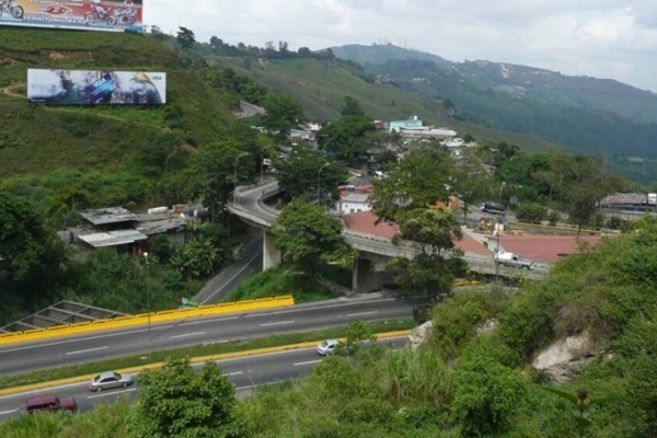 Cerrarán el Distribuidor Hoyo de la Puerta sentido Maracay-Caracas por rehabilitación