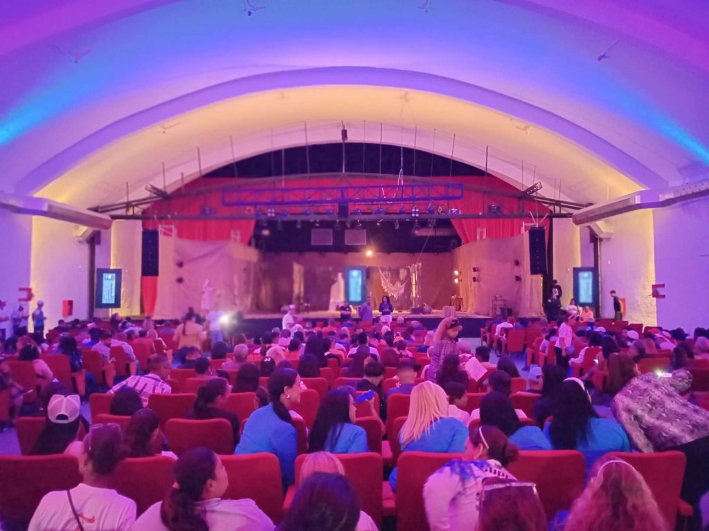 Inauguraron Teatro Pedro Elías Gutiérrez en La Guaira 