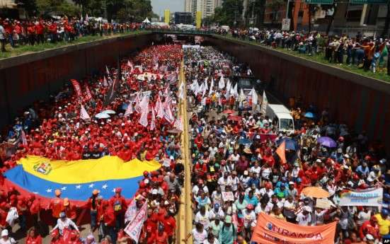 Inicia Gran Marcha del Día del Trabajador en Caracas