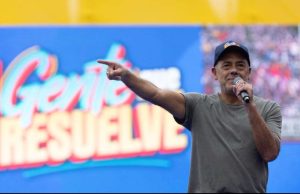 Jorge Rodríguez: cada vez que llamen a la violencia saldrá el pueblo