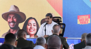 'Nadie nos tiene que dar licencias para respirar, caminar y existir'