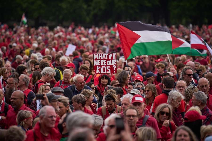 Manifiestan en La Haya para exigir medidas frente a Israel por crímenes en Gaza