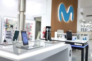 Movistar extiende alianza para venta de equipos financiados en Centros de Servicio y Agentes Autorizados
