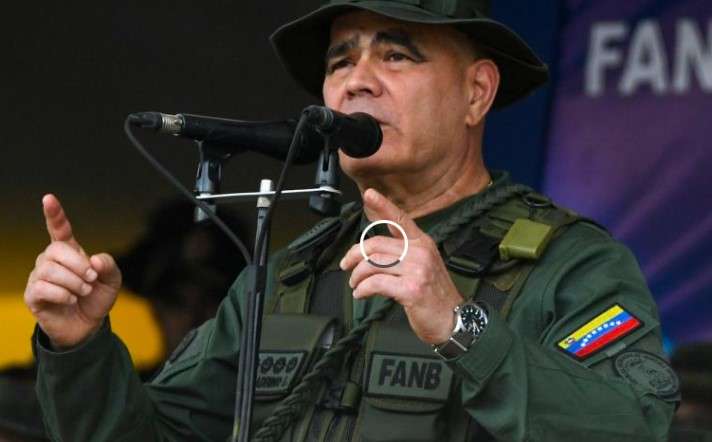 Padrino López: En marcha despliegue del Plan República para los comicios del 25-M