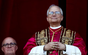 León XIV confirmó que el Vaticano está dispuesto a ser anfitrión de las negociaciones de paz entre Rusia y Ucrania