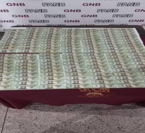 Pasajero llevaba $342.200 falsos - Últimas Noticias