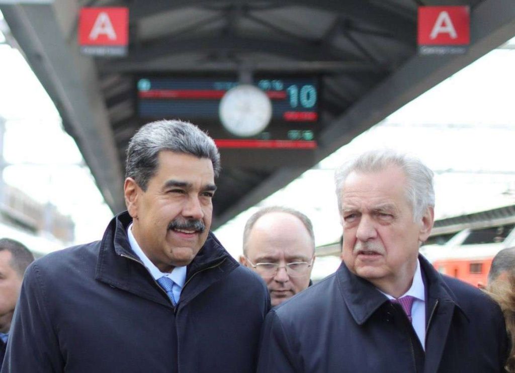 Presidente Maduro llegó a San Peterburgo
