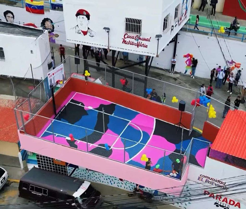 Recuperan Cancha deportiva Sierra Maestra en la parroquia 23 de Enero