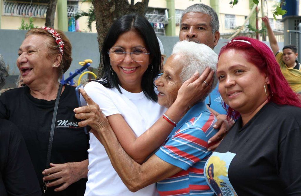 Rodríguez constató desarrollo de proyectos comunales en El Valle