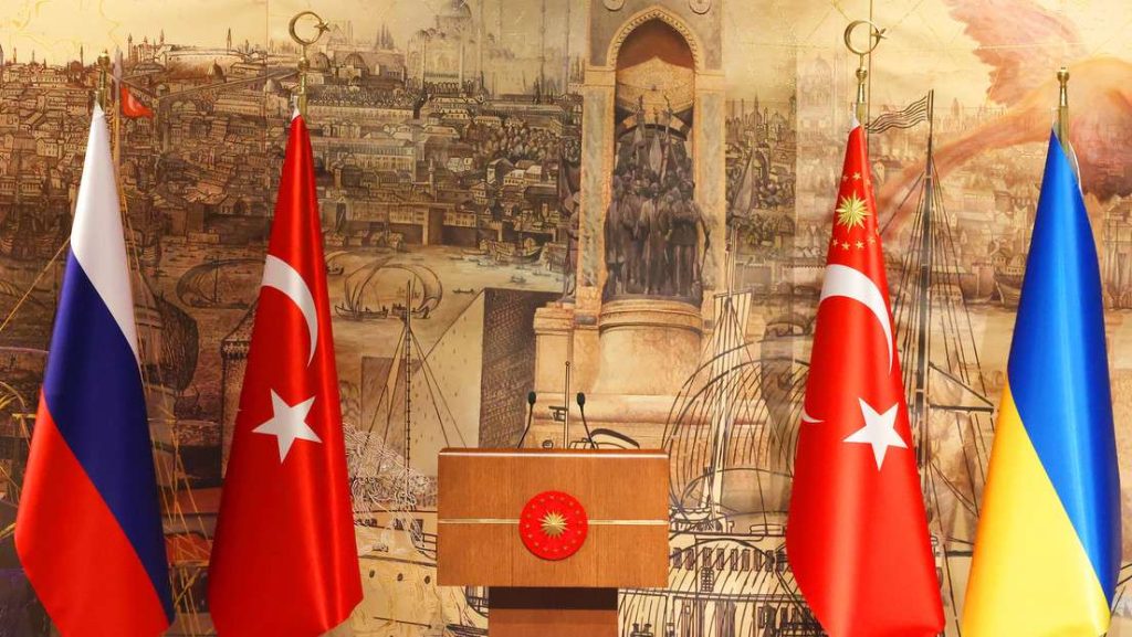 Rusia anuncia delegación que negociará con Ucrania en Estambul