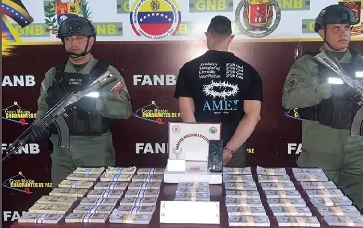 Detienen a un hombre en Táchira con 342 mil dólares falsos