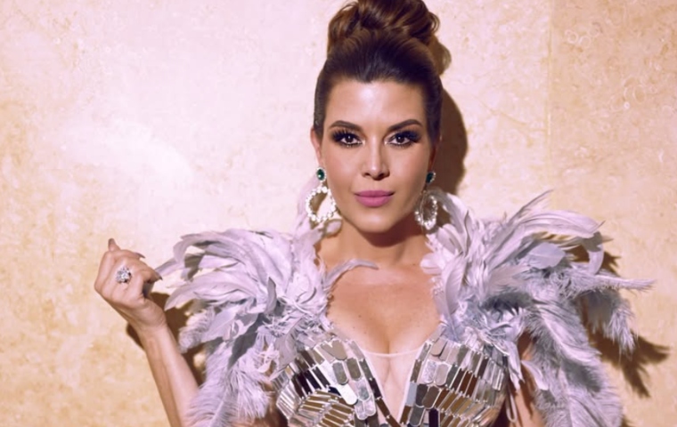 Alicia Machado sorprende con un cambio de look rejuvenecedor antes de su nuevo proyecto en Telemundo