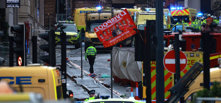 Un hombre atropella a varias personas en el centro de Liverpool durante la celebración del título de liga