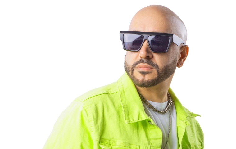 Franco Bellomo se reinventa con “Pasaporte”