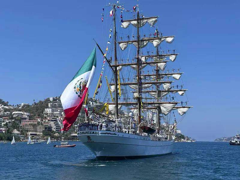 Gobierno nacional se solidariza con la Armada Mexicana tras accidente en Nueva York