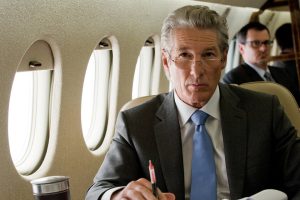 Hoy en TV, un absorbente thriller nominado al Globo de Oro donde Richard Gere se convierte en un villano sin escrúpulos: 'El fraude'
