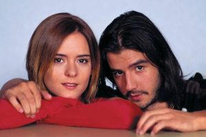 Qué fue de Eva Santolaria, de ídolo carpetero en 'Compañeros' a sentir que no daba la talla en '7 vidas'