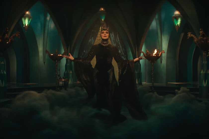 El live action de 'Blancanieves' se ha cargado la mejor parte. La madrastra está desaprovechada en manos de Gal Gadot