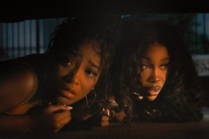 Cada vez tenemos menos oportunidades de disfrutar de las comedias como es debido. Una de las más carismáticas del año se ha estrenado de tapadillo