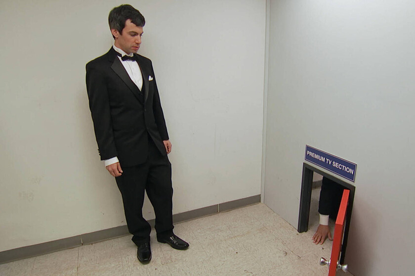 Antes de la genialidad que es 'Los ensayos', Nathan Fielder ya hacía auténticas locuras en este docurreality que pide a gritos aterrizar en streaming