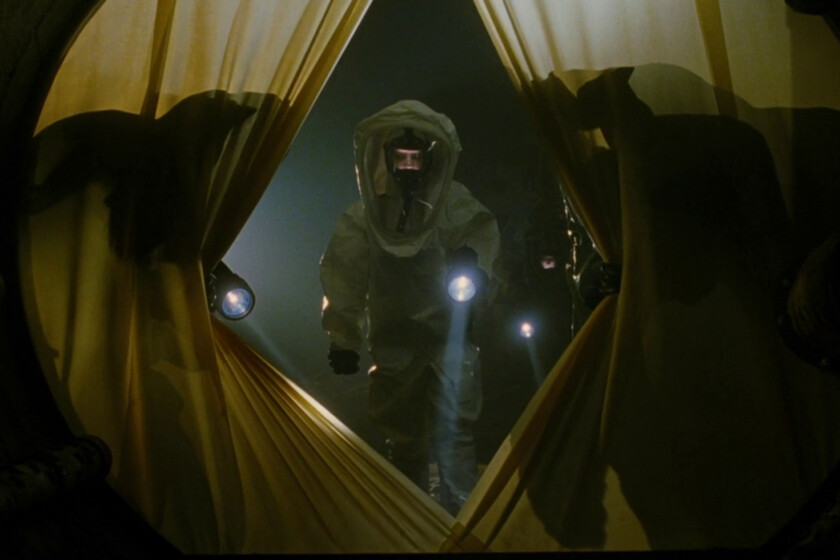 La película de terror y ciencia ficción que enfrentó a su director con Harvey Weinstein, fracasó en taquilla y acabó siendo clásico de culto. Hoy en TV: ‘Mimic’