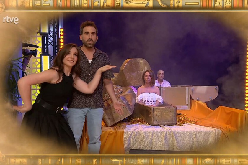 El entierro de 'La familia de la tele' se vuelve literal. Ni con su último programa ha conseguido levantar cabeza en audiencias