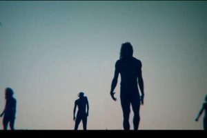 El director de '28 años después' admite que ese descomunal detalle del infectado Alfa fue "una pesadilla". Una ley de delitos sexuales tuvo la culpa