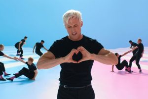 Ryan Gosling cree que no hay que avergonzarse porque te guste la comedia más absurda y tiene toda la razón. "Siempre será un buen momento para verla"