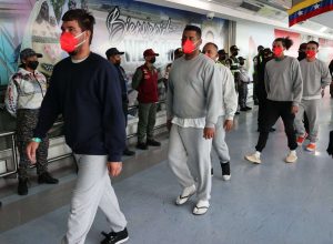 Arriban 150 nuevos connacionales a través del plan Vuelta a la Patria