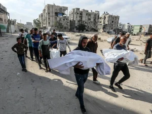 Bombardean Gaza y mata a 40 palestinos que esperaban ayuda