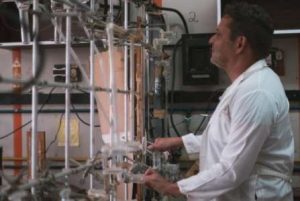 Científicos criollos desarrollan molécula para tratar cáncer de mama