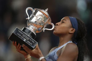 Coco Gauff vence a la número uno Aryna Sabalenka y conquista su primer título del Abierto de Francia