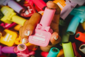 Monbray eleva el arte de las uñas con innovación y excelencia - FOTO