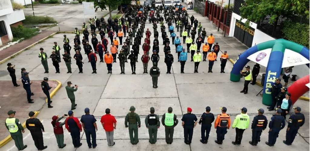 Despliegue de seguridad en Sucre y Trujillo