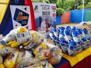 Entregan alimentos a más de mil abuelos en Delta Amacuro
