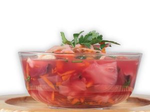 Gazpacho de patilla con menta y feta