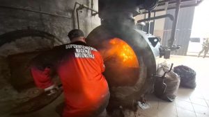 Incinerados 1.502 kilos de cocaína incautados en aguas criollas